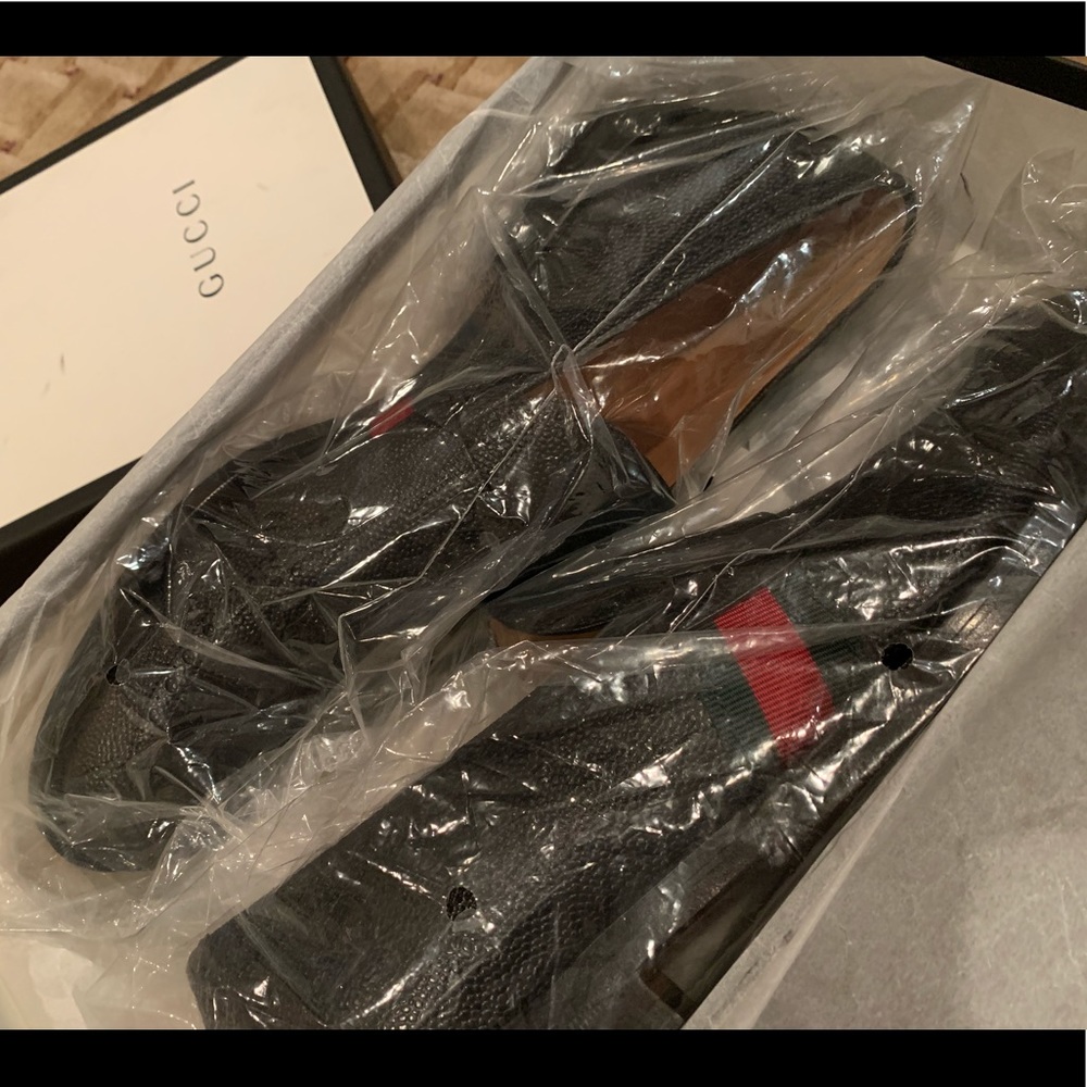 Men’s Gucci shoes